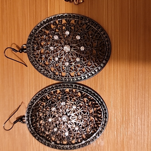 Beautiful earrings set of 3 - Picture 3 of 4